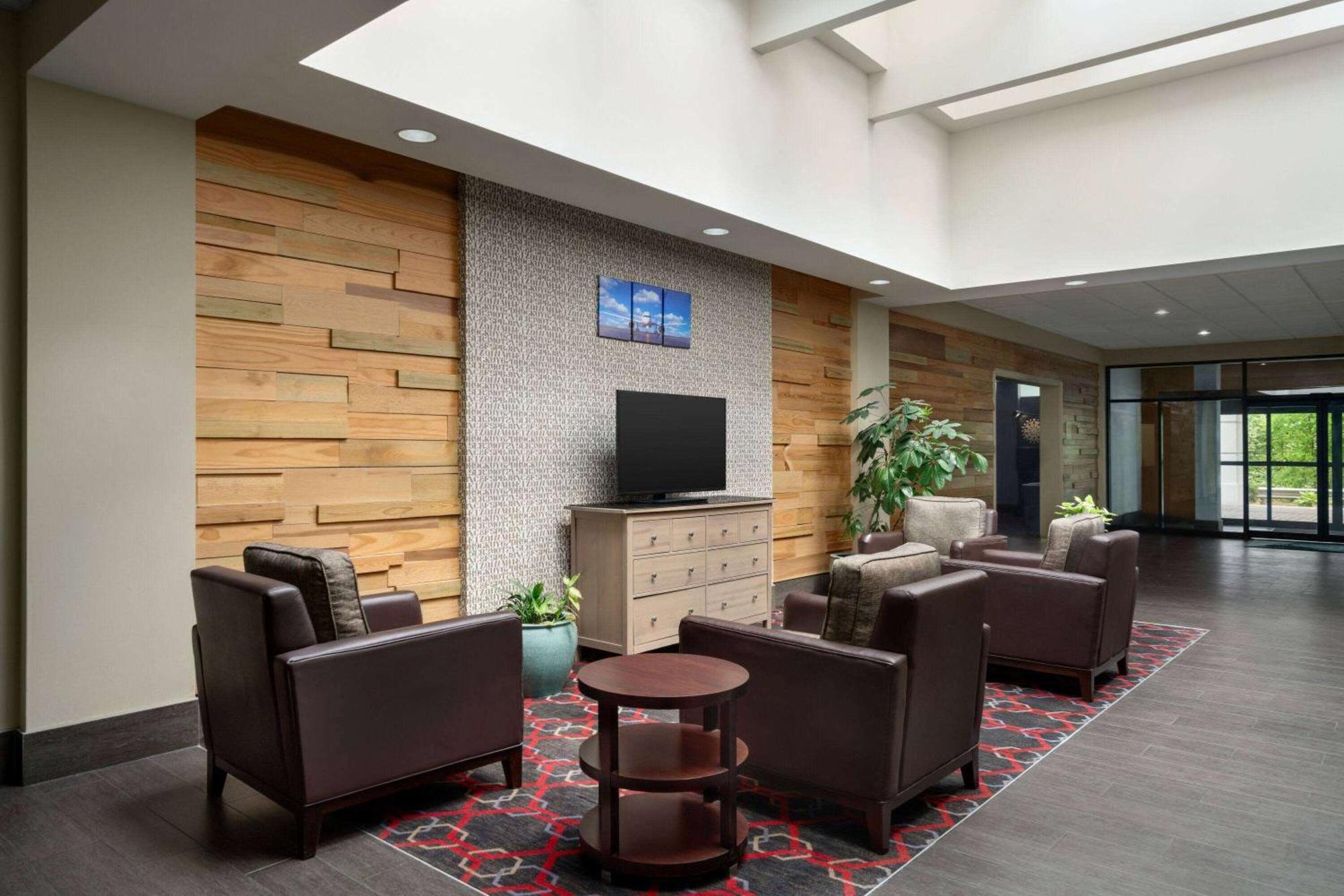Wyndham Garden Inn Pittsburgh Airport Robinson Township Exteriér fotografie